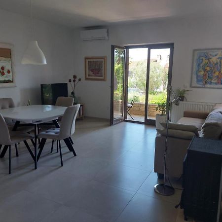 Apartment Irena-Pula Marina מראה חיצוני תמונה