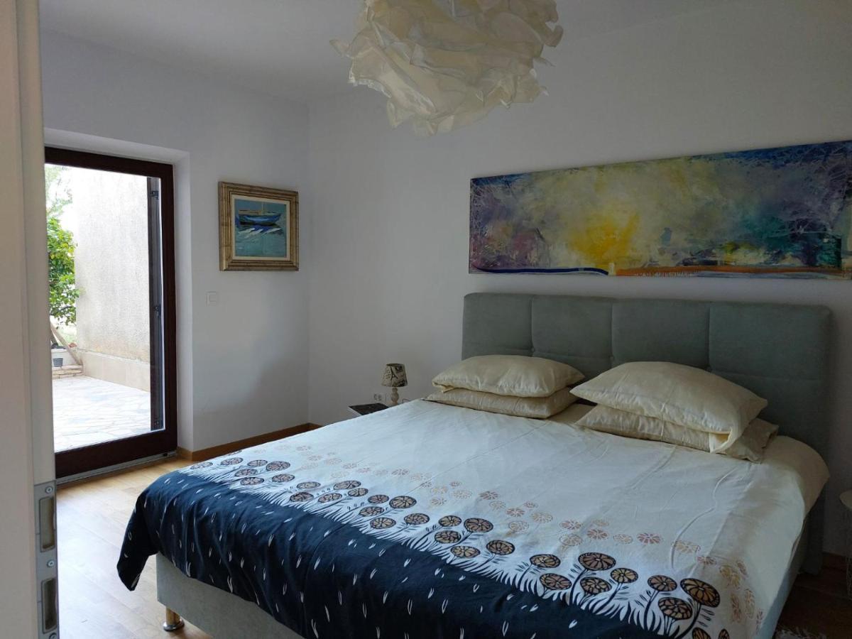 Apartment Irena-Pula Marina מראה חיצוני תמונה