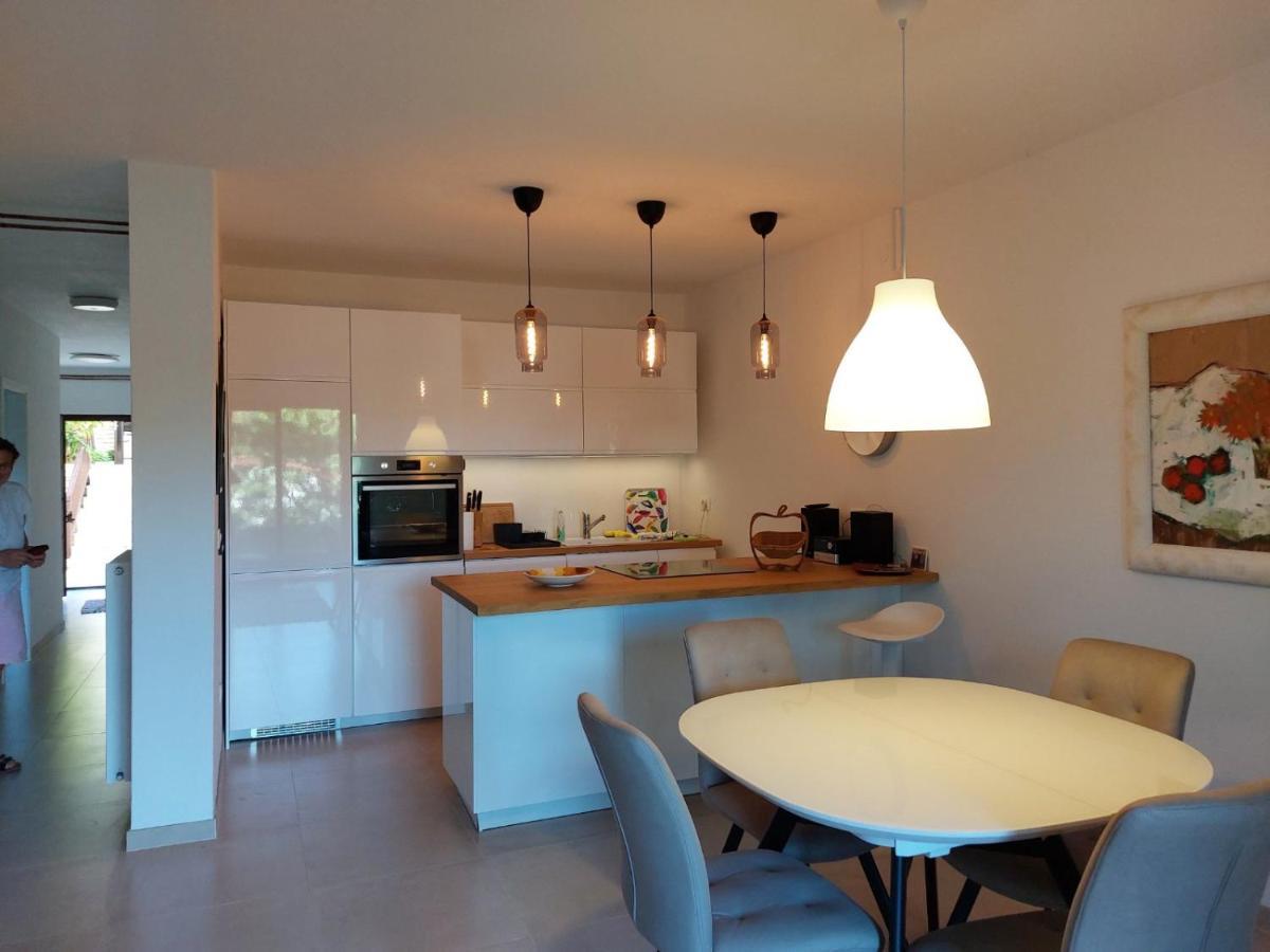 Apartment Irena-Pula Marina מראה חיצוני תמונה